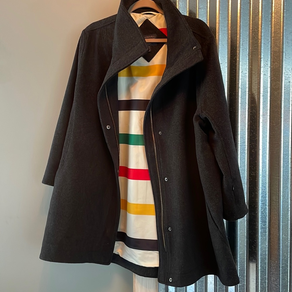PENDLETON WOOLEN MILLS WOMEN’s COAT DARK/charcoal GREY